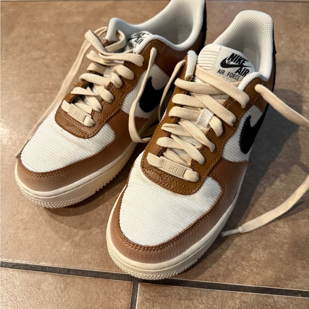 Nike Air Force 1 Men's Shoes - White and Brown